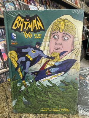 Batman 66 02